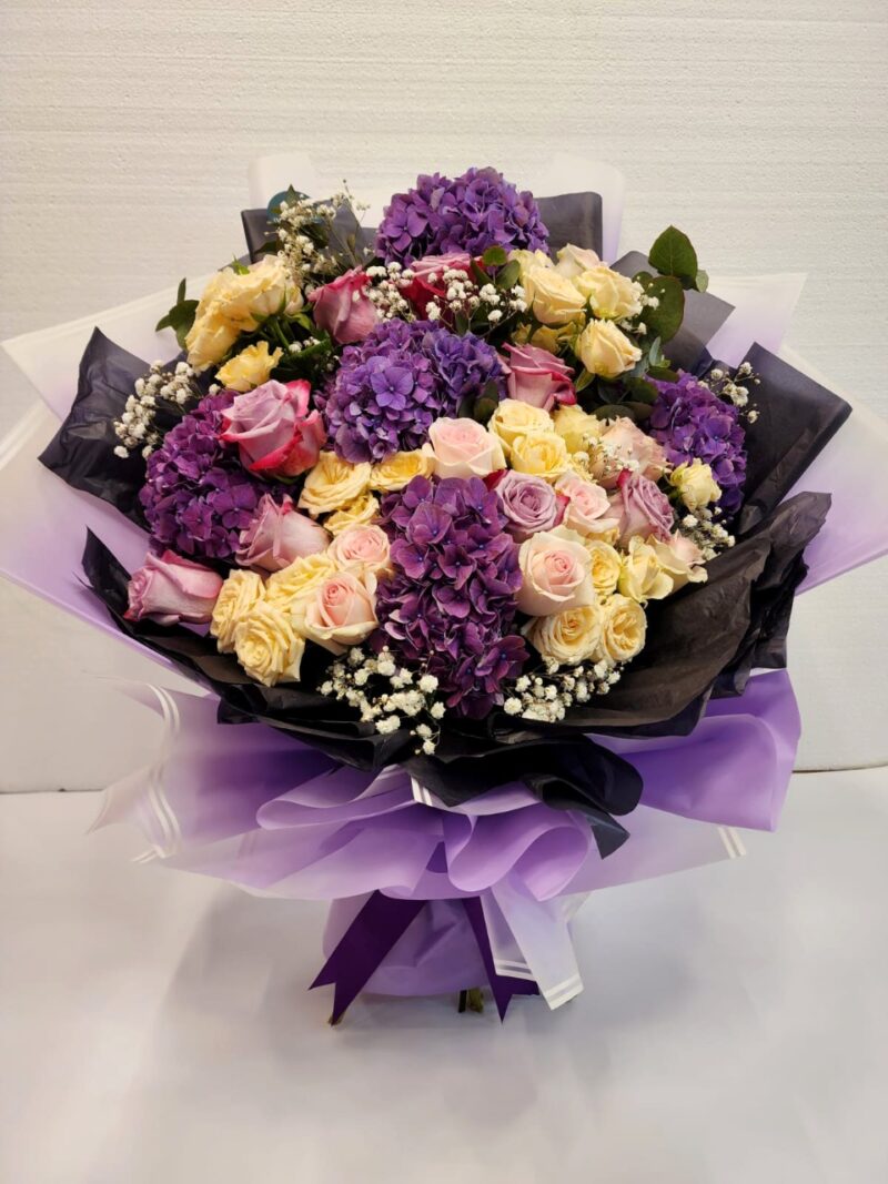buy fresh flower bouquet UAE