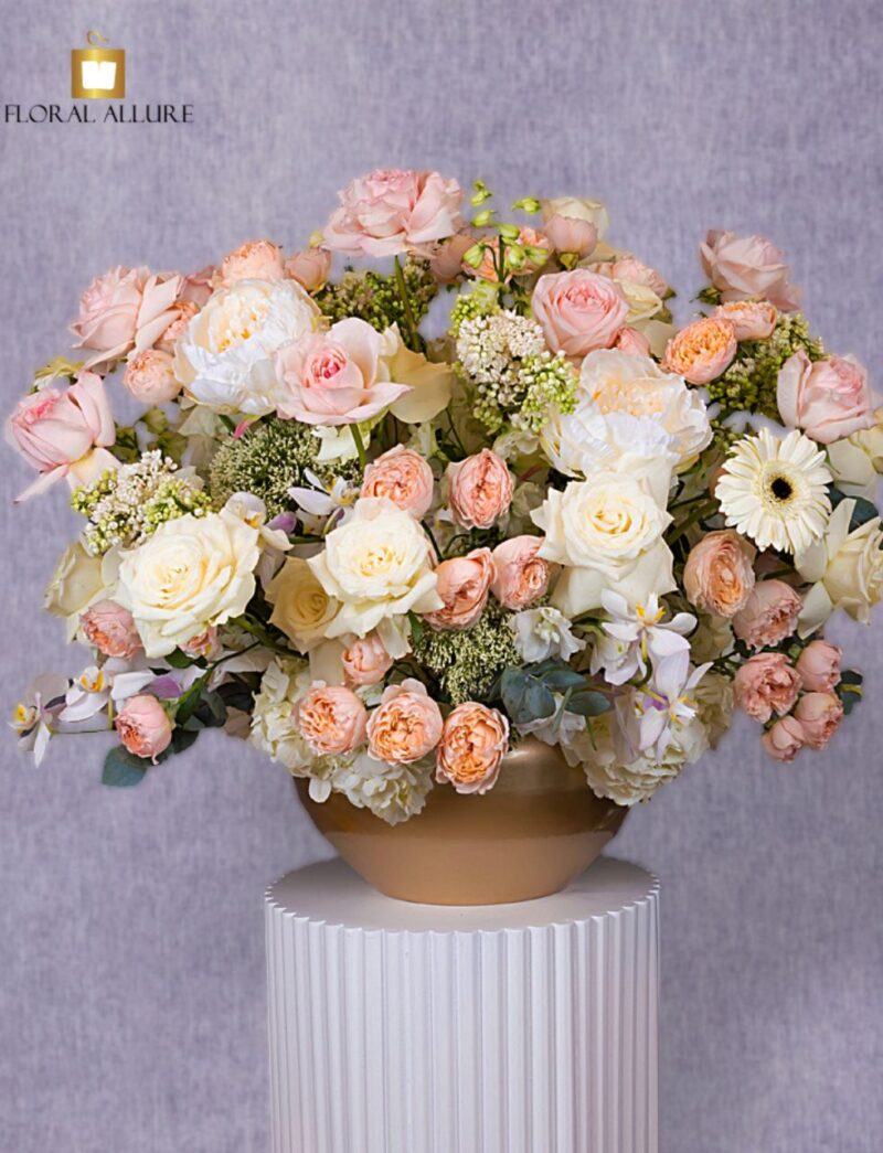 luxury flower bouquet delivery UAE