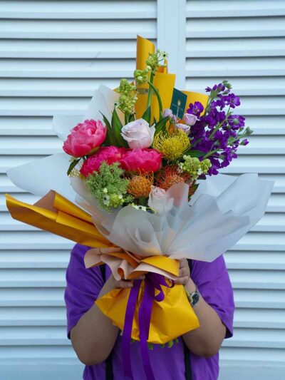 send anniversary flowers dubai