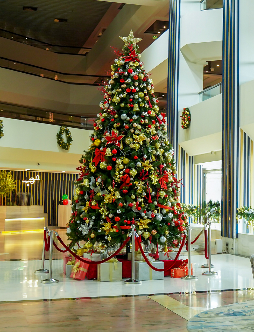 Christmas Tree Online UAE Artificial Christmas Tree Dubai