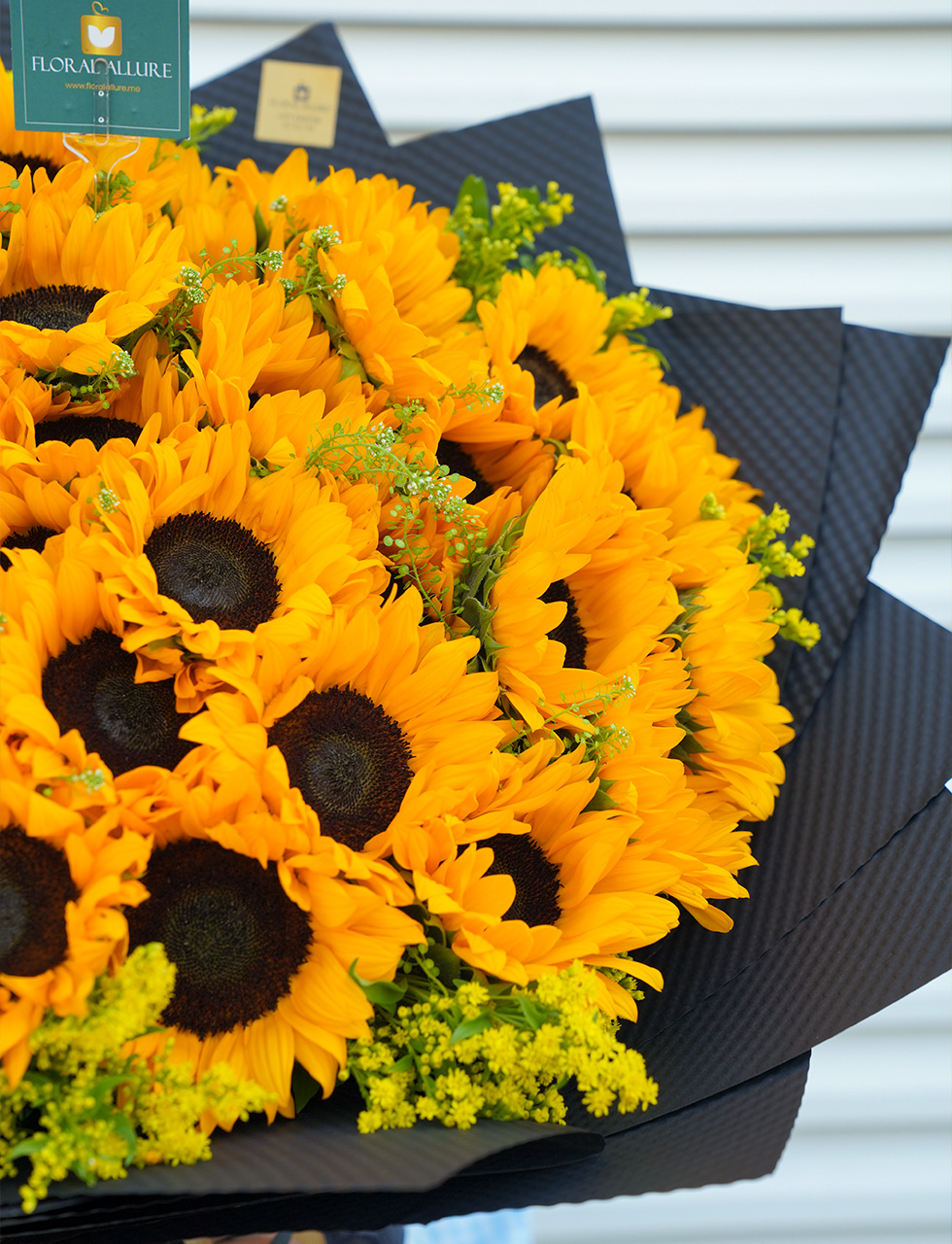 send flowers dubai