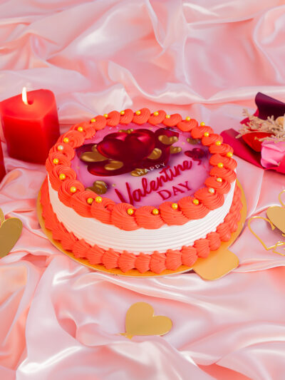 order cakes for valentine's day gift in UAE