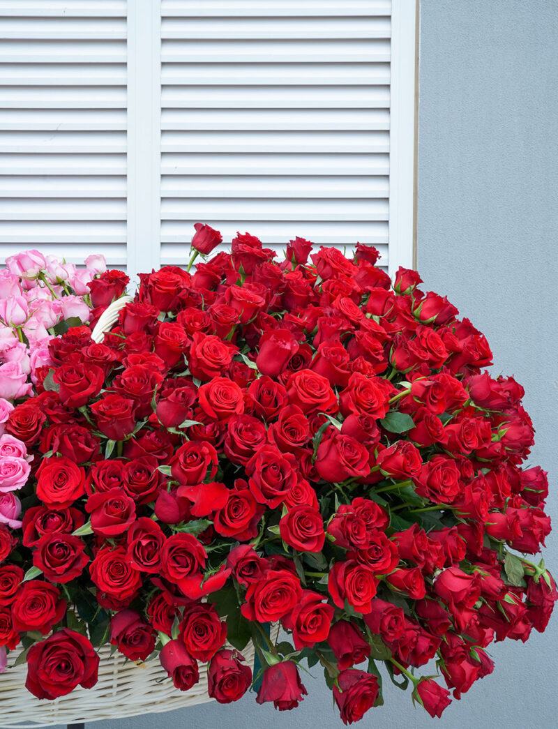 How can I send flowers to Dubai