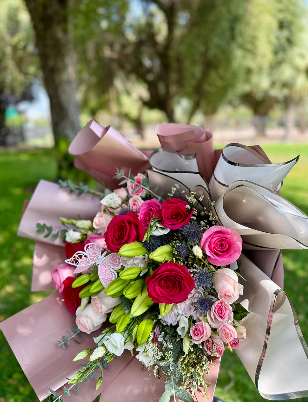 legant mothers day flower arrangement